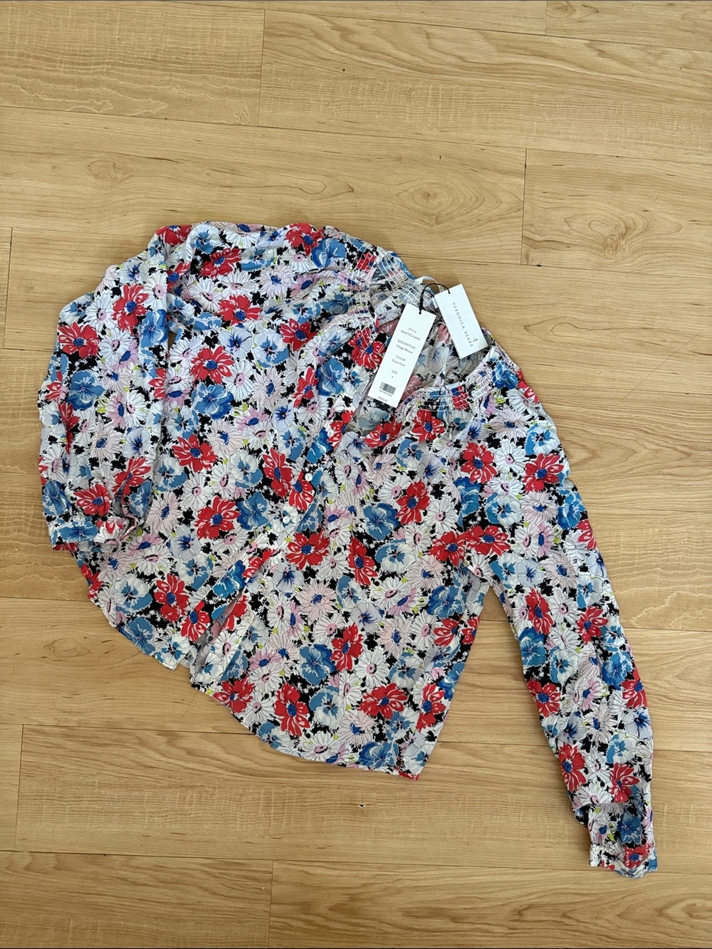 Veronica Beard Red, Blue & White Floral Button-Front Blouse